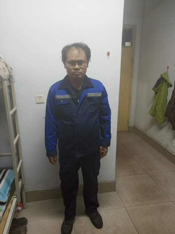 黄俊的第一张照片--郑州相亲服务中心