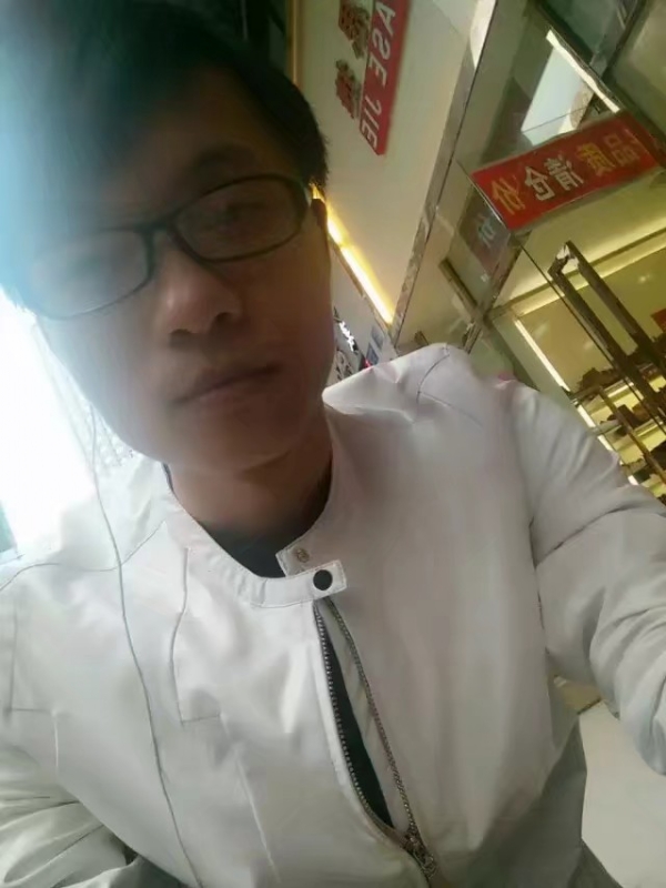 你的益达的第一张照片--郑州相亲服务中心