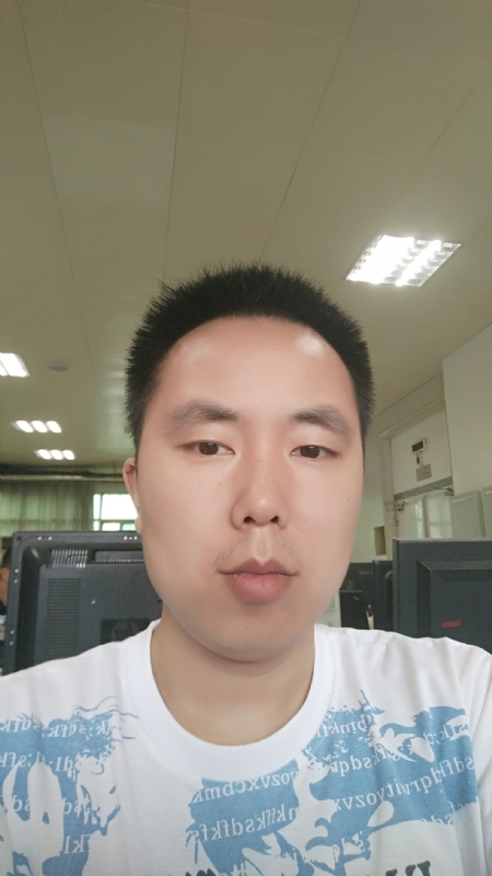浔城老男孩的第一张照片--郑州相亲服务中心