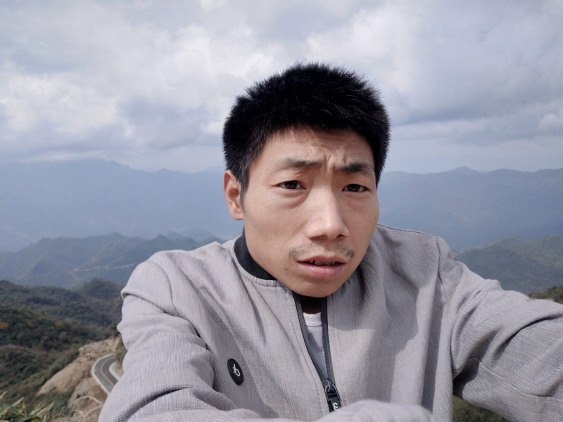 向后半生奋斗的第一张照片--郑州相亲服务中心