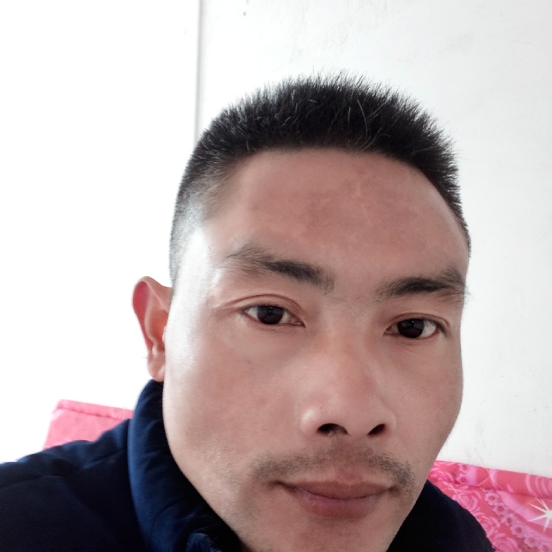 栋栋的第一张照片--郑州相亲服务中心