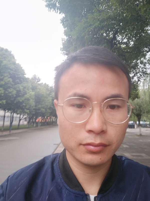零丁星辰的第一张照片--郑州相亲服务中心