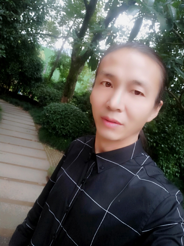 北方的狼的第一张照片--郑州相亲服务中心