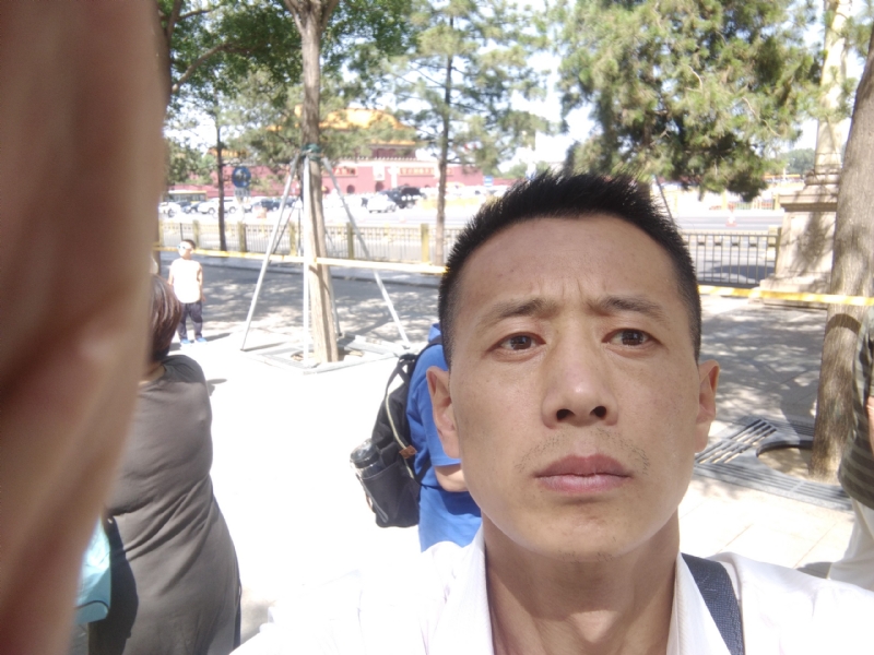 刘红兵的第一张照片--郑州相亲服务中心
