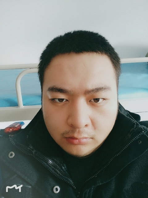 负重前行的第一张照片--郑州相亲服务中心