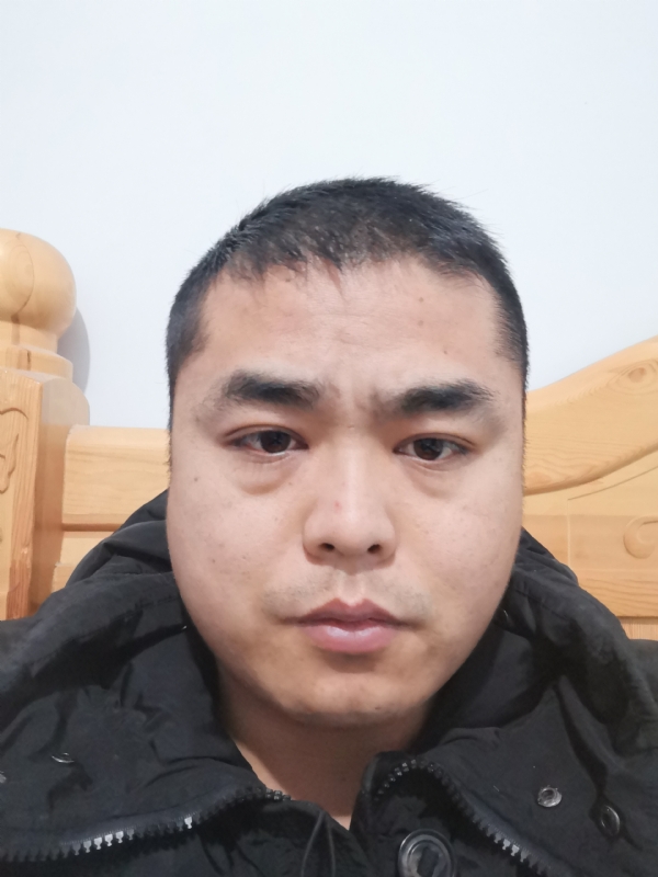 真诚的第一张照片--郑州相亲服务中心