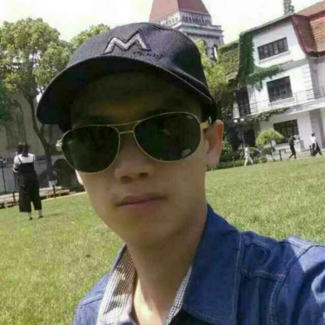 龙小华的第一张照片--郑州相亲服务中心