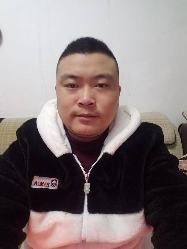 风的第一张照片--郑州相亲服务中心