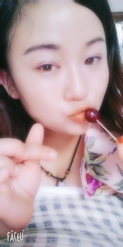 霸气璐妞的第一张照片--郑州相亲服务中心