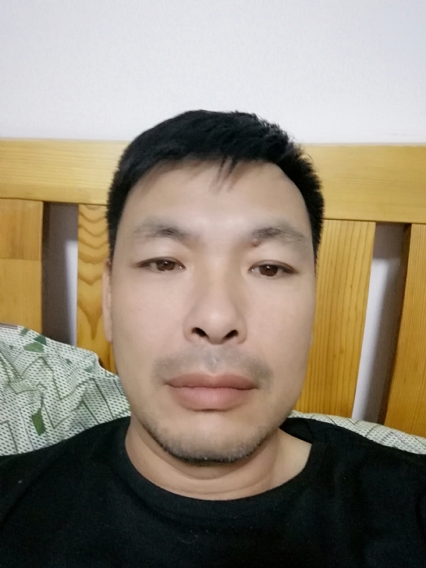 不爱当牛的第一张照片--郑州相亲服务中心