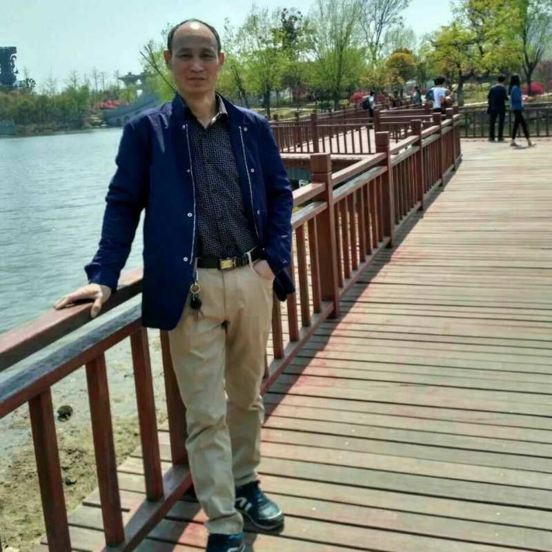 大随帅哥的第一张照片--郑州相亲服务中心