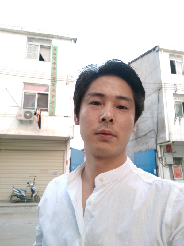 峰哥的第一张照片--郑州相亲服务中心