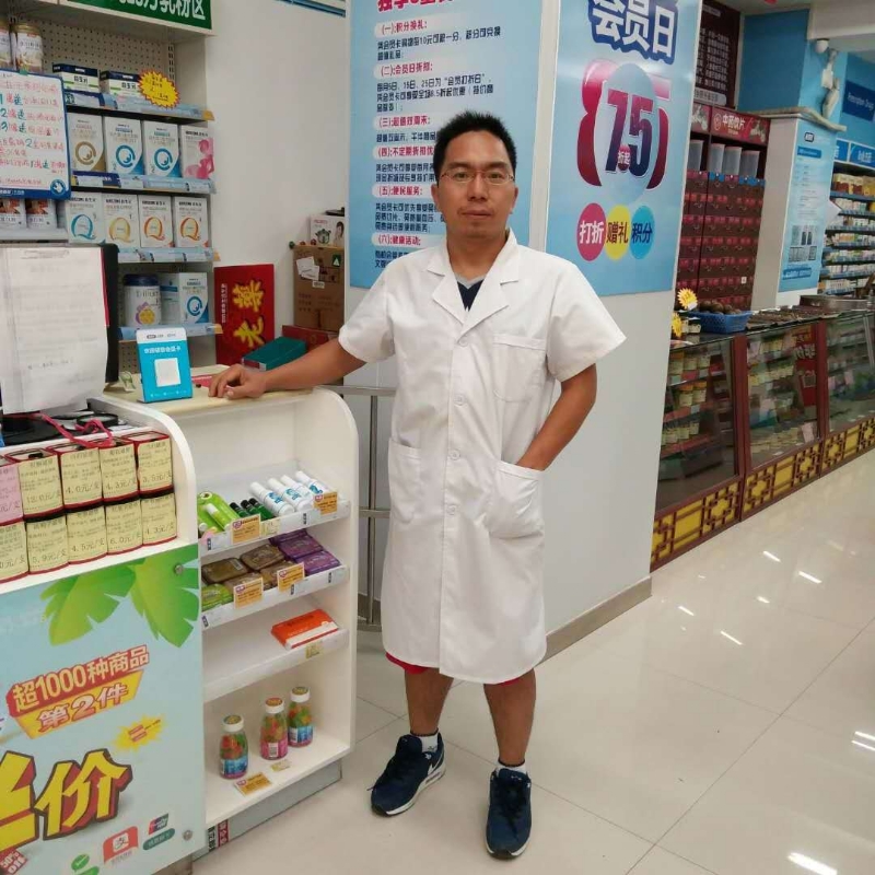 开开心心的第一张照片--郑州相亲服务中心