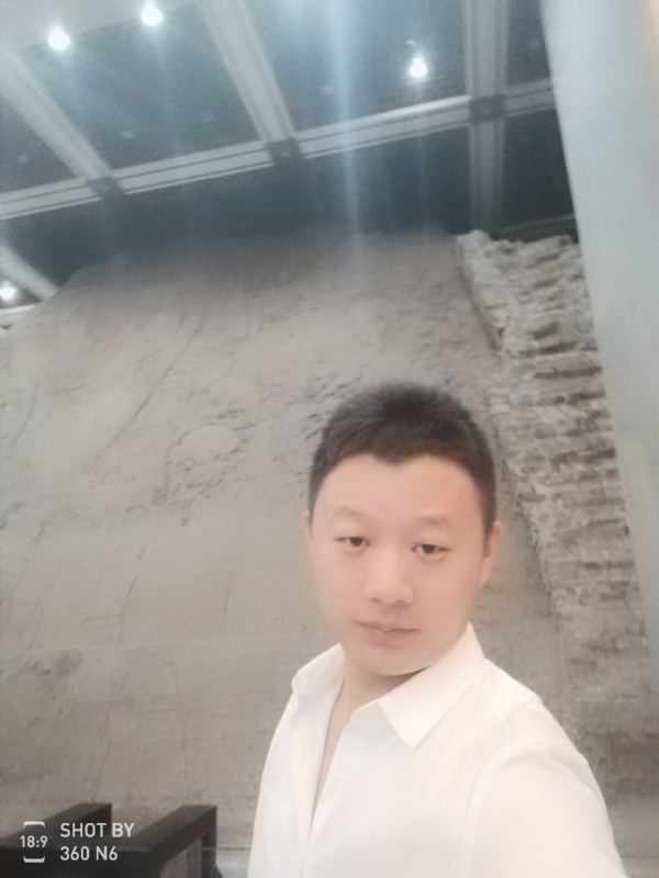 龚某人的第一张照片--郑州相亲服务中心
