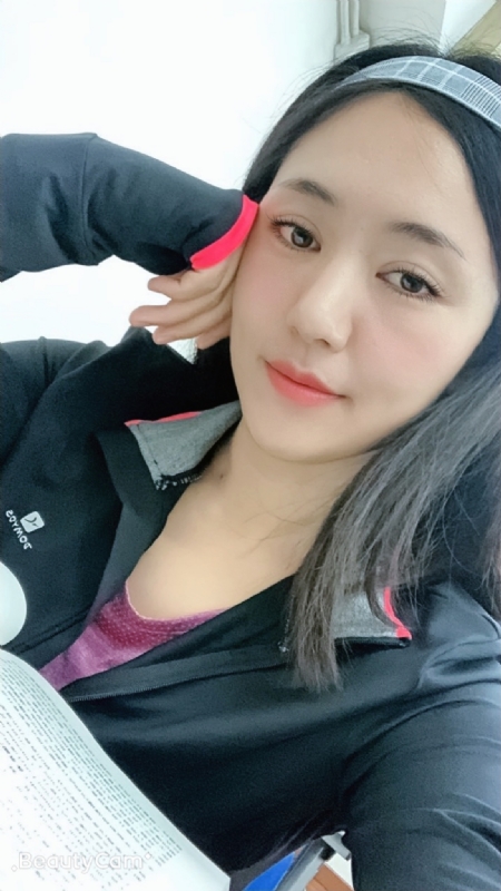 飄兒的第二张照片--郑州相亲服务中心