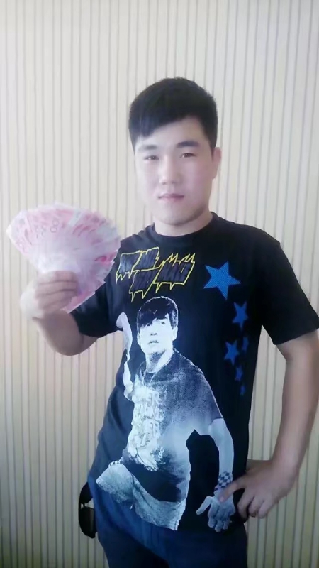 小飞的第二张照片--郑州相亲服务中心