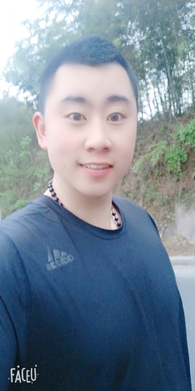 帅小伙的第一张照片--郑州相亲服务中心