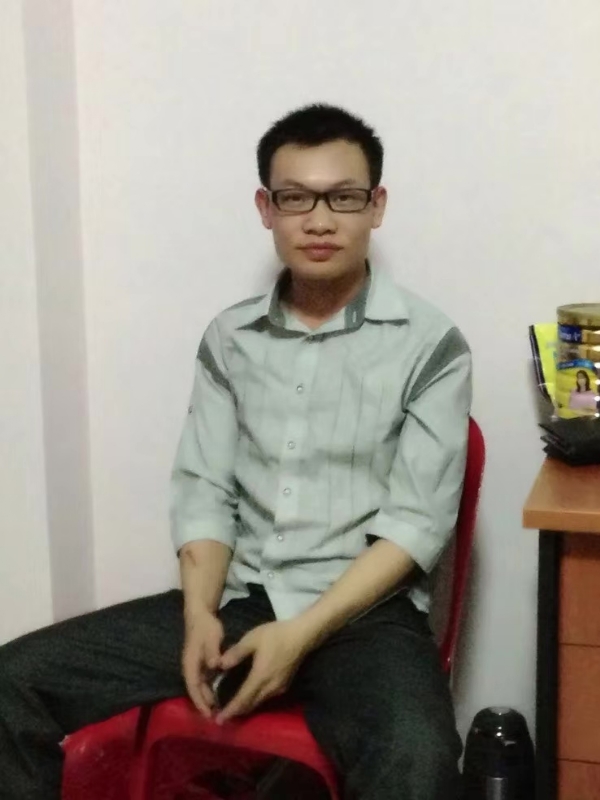 坚强不屈的第一张照片--郑州相亲服务中心