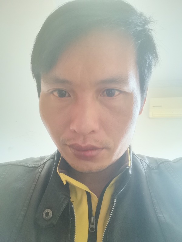 渴死的鱼的第一张照片--郑州相亲服务中心