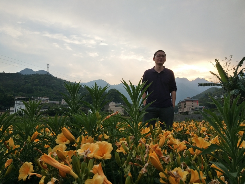 黄晓东的第一张照片--郑州相亲服务中心