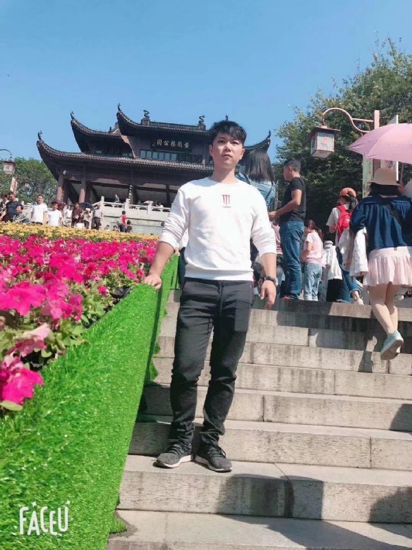坦然的第二张照片--郑州相亲服务中心