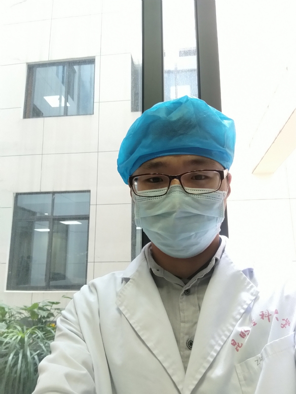 口腔小医生的第一张照片--郑州相亲服务中心