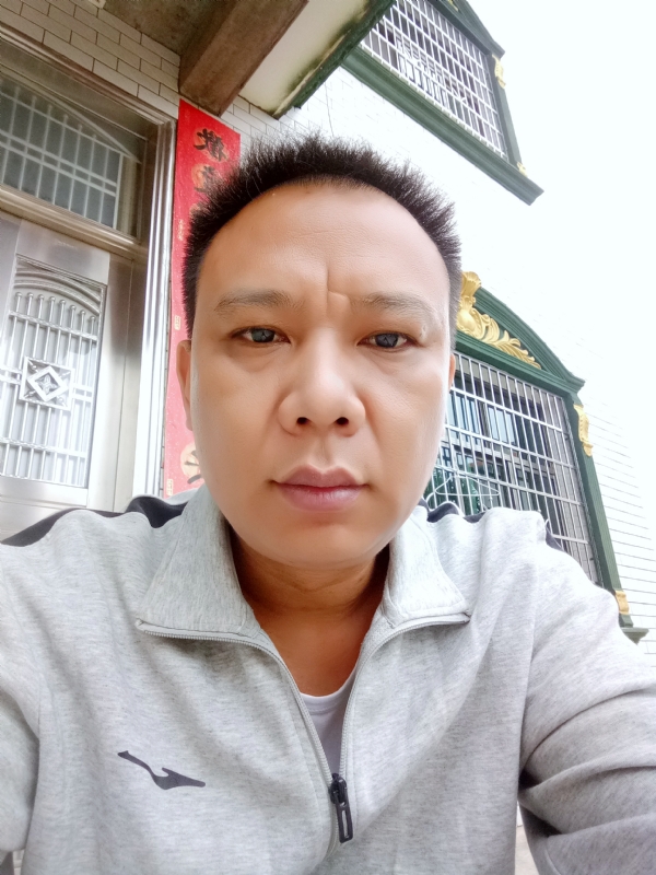 随缘的第一张照片--郑州相亲服务中心