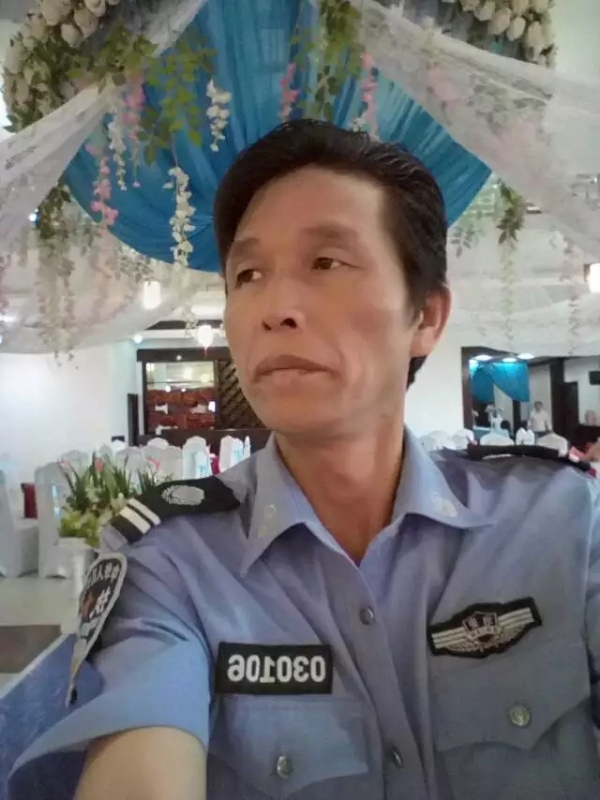 卧窗听雨的第二张照片--郑州相亲服务中心
