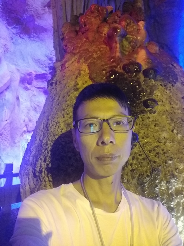 红叶的第一张照片--郑州相亲服务中心