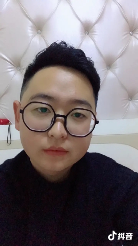 杰森的第一张照片--郑州相亲服务中心