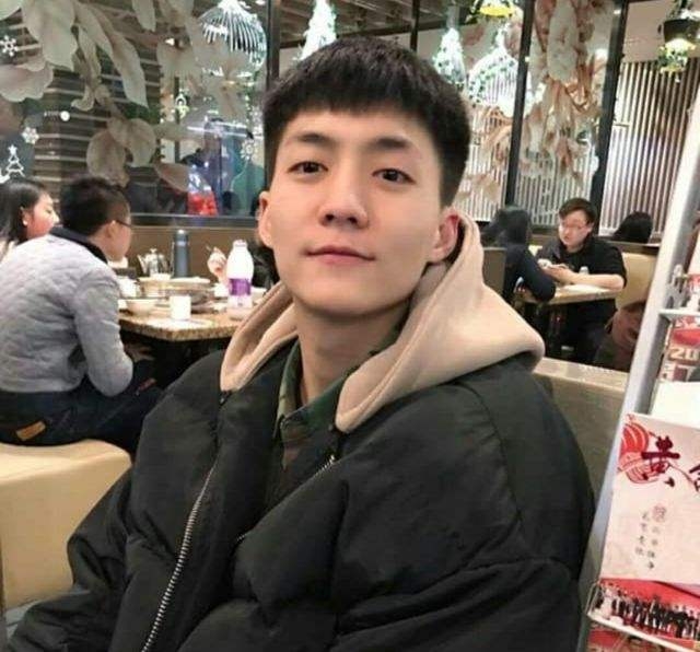 相爱的人的第一张照片--郑州相亲服务中心