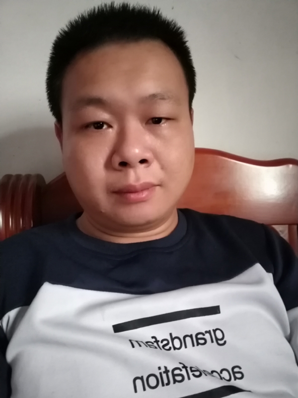飞的第一张照片--郑州相亲服务中心