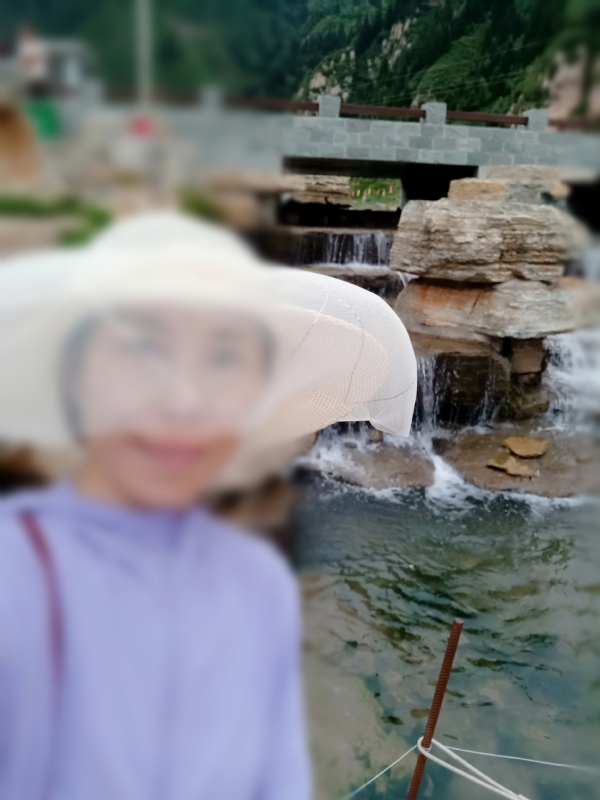 沥秋的第一张照片--郑州相亲服务中心