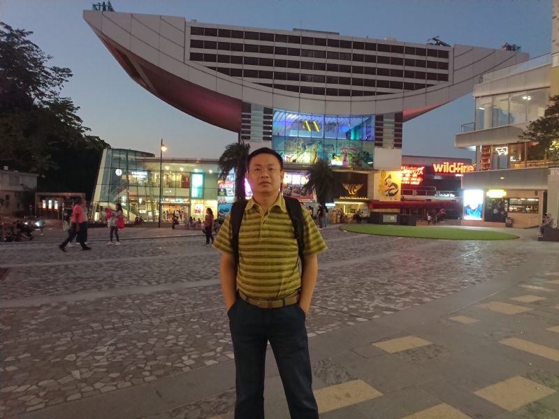 人间四月天的第一张照片--郑州相亲服务中心