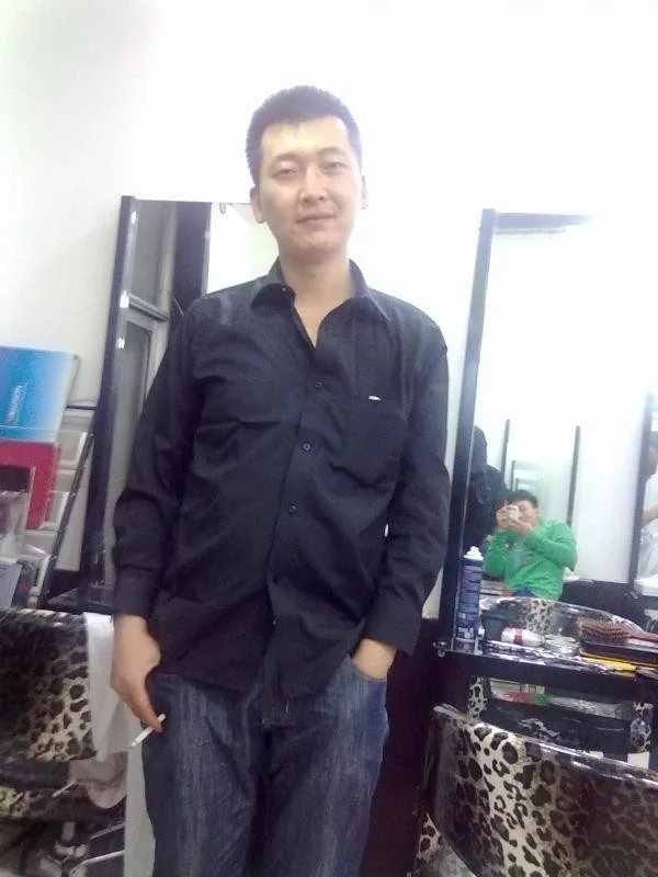 风筝的第一张照片--郑州相亲服务中心