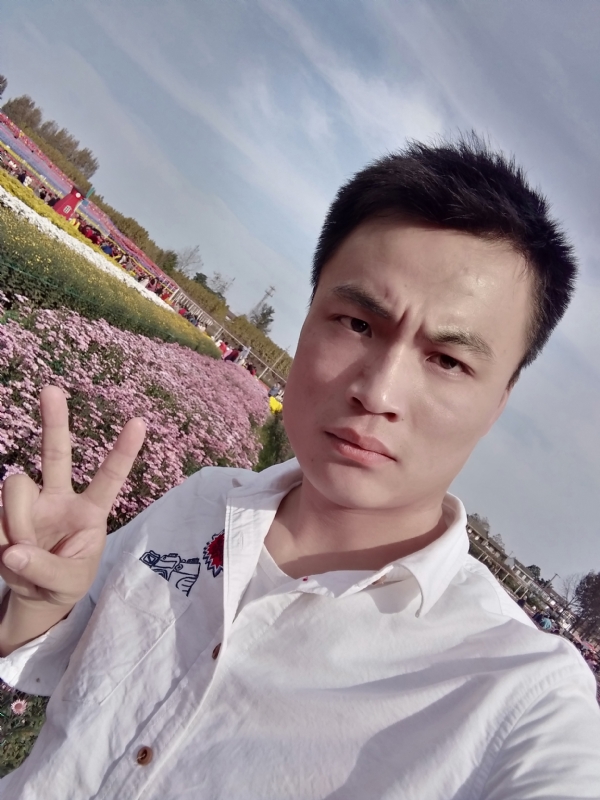 心碎无痕的第二张照片--郑州相亲服务中心