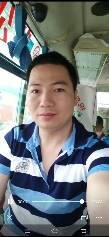 恋人未满的第一张照片--郑州相亲服务中心