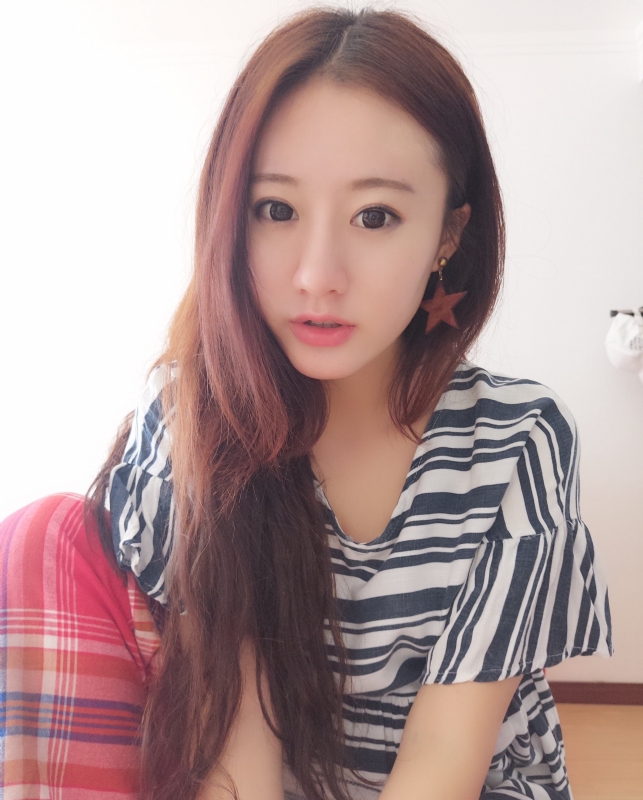 妮妮的第二张照片--郑州相亲服务中心