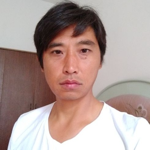 莞尔一笑的第一张照片--郑州相亲服务中心