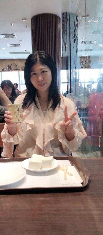 Lina的第一张照片--郑州相亲服务中心