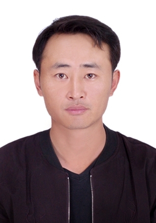 淡漠痕的第二张照片--郑州相亲服务中心