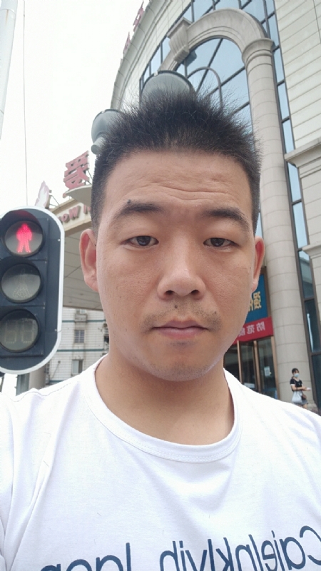 夜空的第一张照片--郑州相亲服务中心