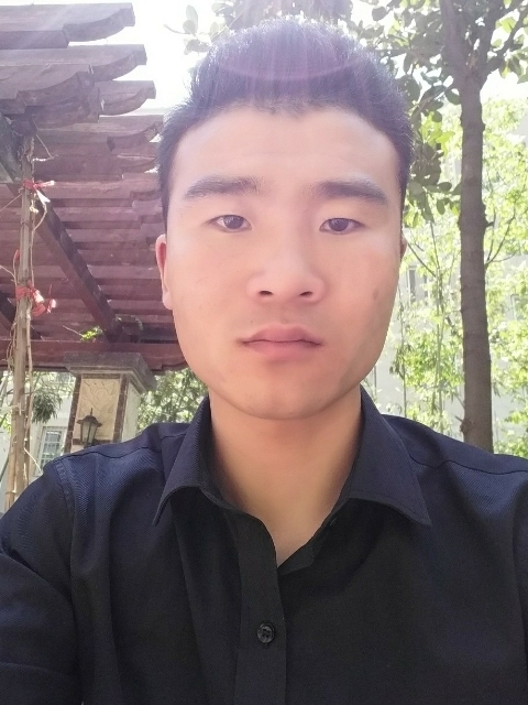 安之若素的第一张照片--郑州相亲服务中心