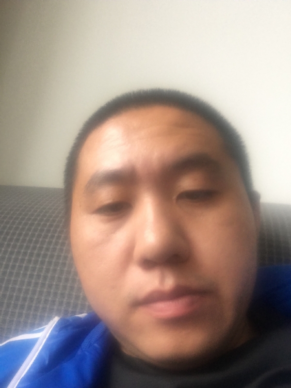 人间不值得的第三张照片--郑州相亲服务中心