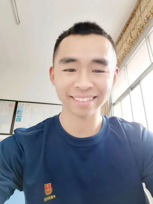 超超的第二张照片--郑州相亲服务中心