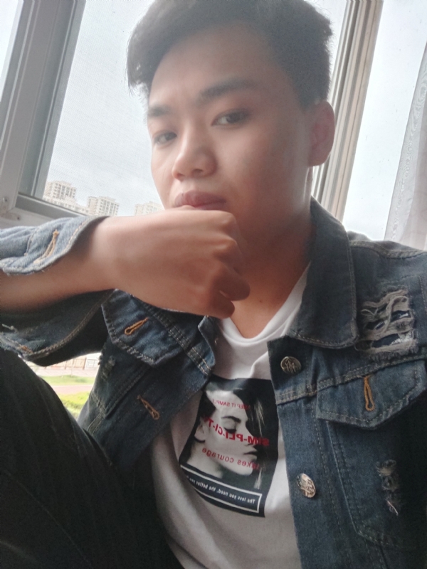 鬼卿的第四张照片--郑州相亲服务中心