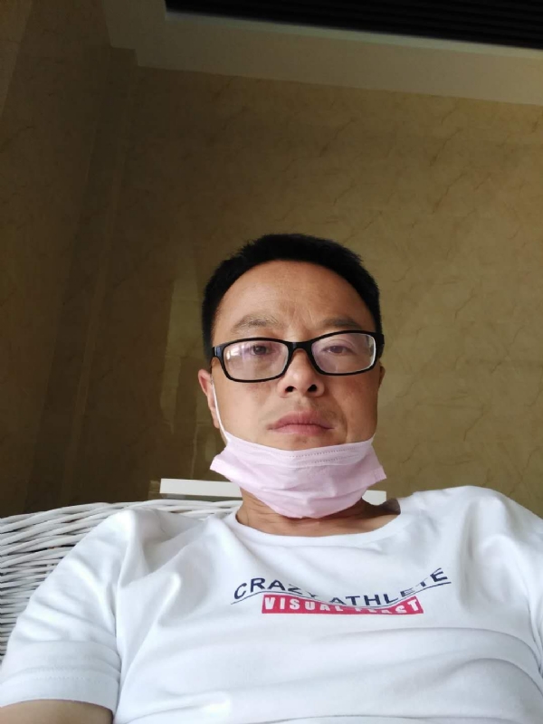 小马奔腾的第一张照片--郑州相亲服务中心