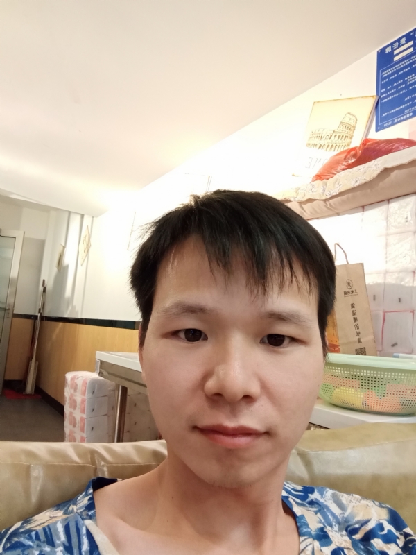 万里无云的第一张照片--郑州相亲服务中心