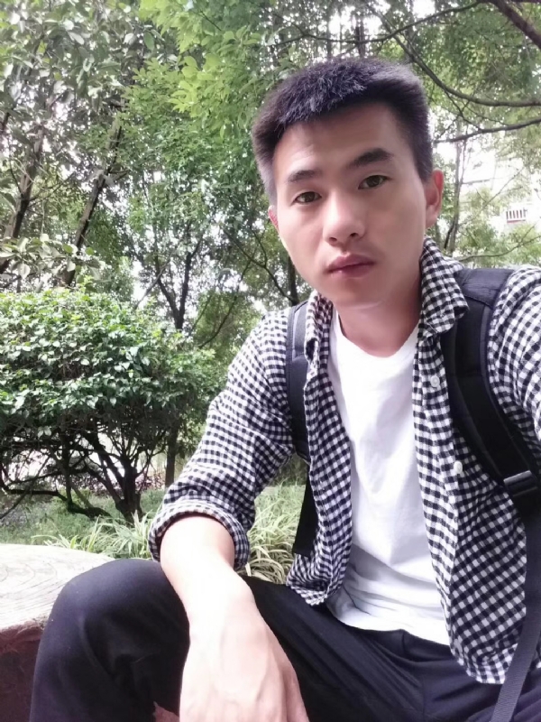 小杨的第一张照片--郑州相亲服务中心