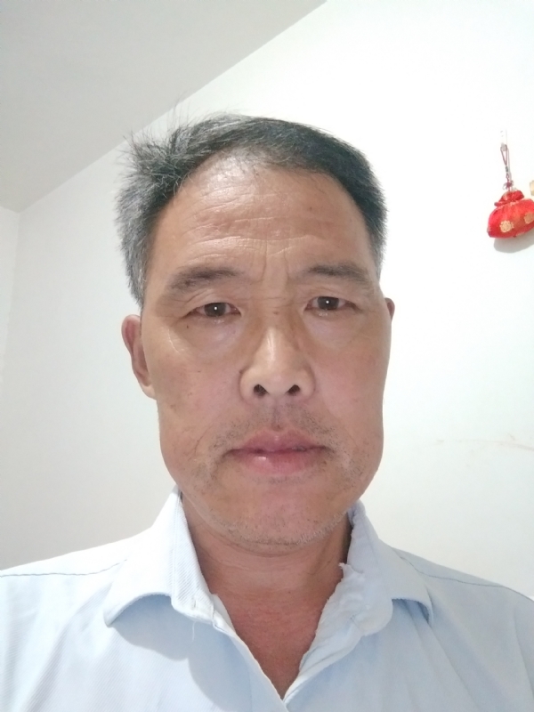 邹学辉的第三张照片--郑州相亲服务中心